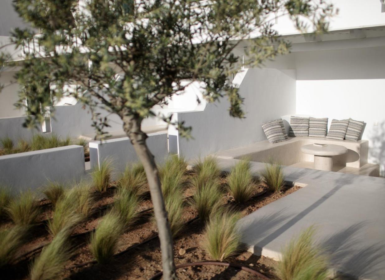 Iphimedeia Luxury Hotel & Suites Naxos City Exterior foto
