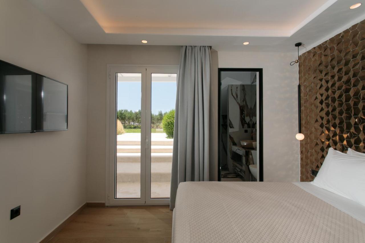 Iphimedeia Luxury Hotel & Suites Naxos City Exterior foto
