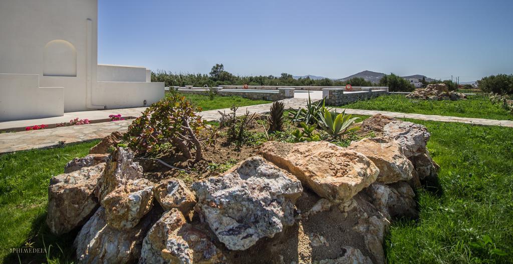 Iphimedeia Luxury Hotel & Suites Naxos City Exterior foto